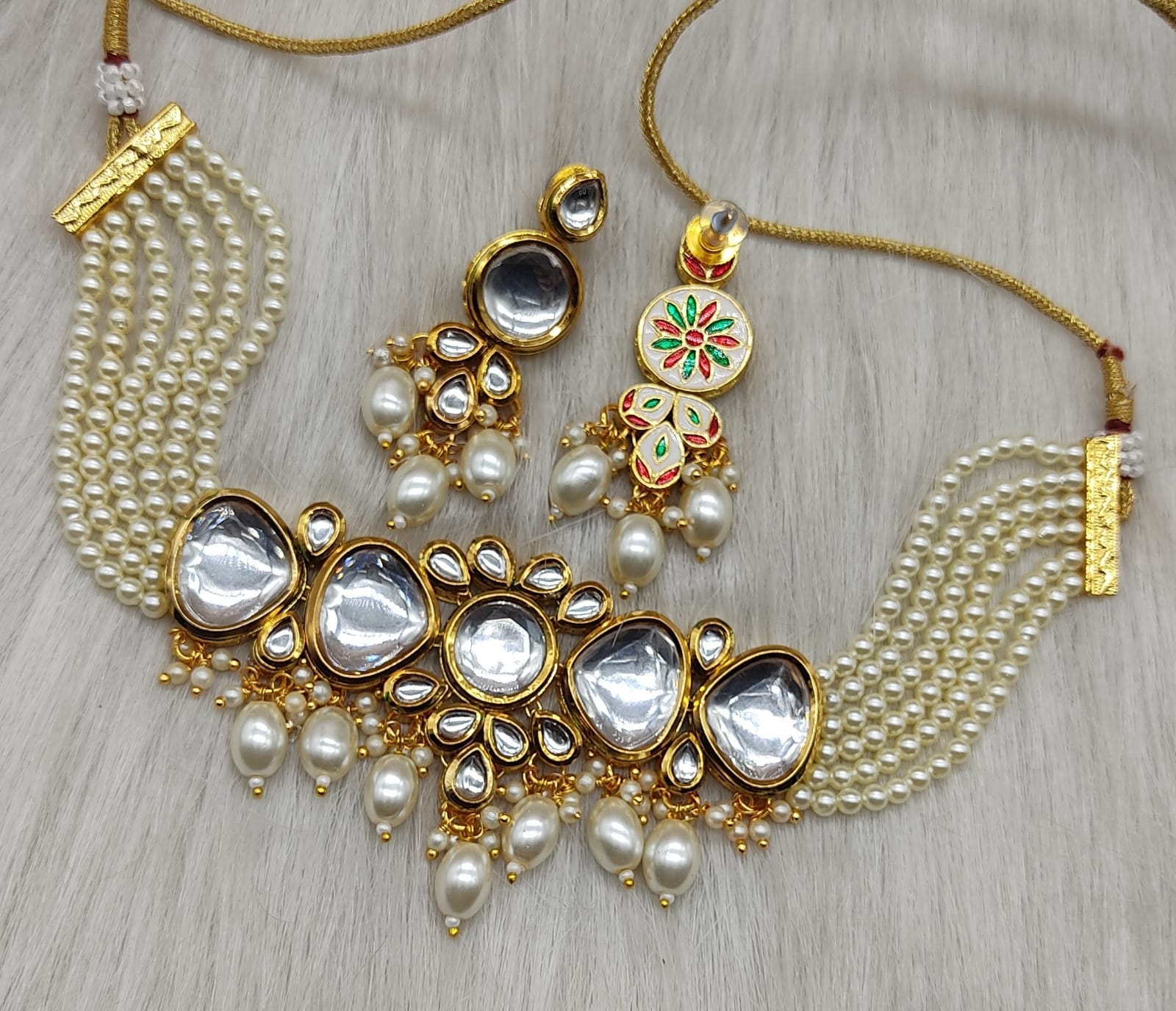 Lustrous Pearl Droplets & Floral Choker Set
